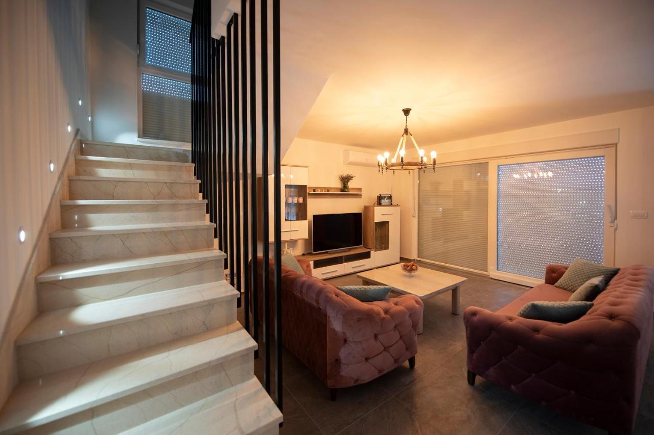 Villa Fidelissima Kaštela المظهر الخارجي الصورة